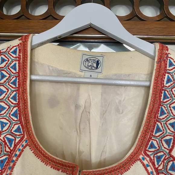 Beaded and embroidered cream colored cropped jacket - bolero jacket - Picture 6 of 6